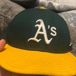 Oakland A’s 7 5/8 new era hat